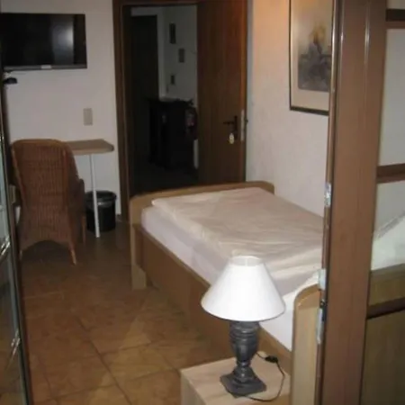 St Michael Atrona Gmbh בית הארחה 3*