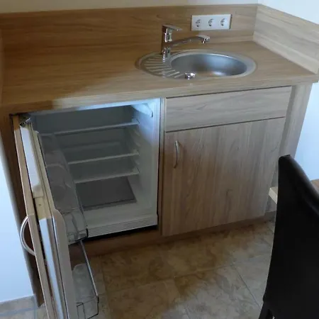 St Michael Atrona Gmbh בית הארחה 3*