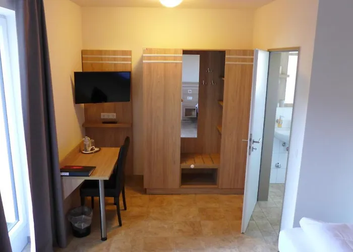 St Michael Atrona Gmbh Pensionat 3*