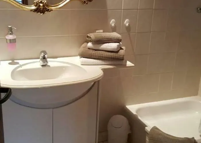 Pensionat St Michael Atrona Gmbh Euskirchen